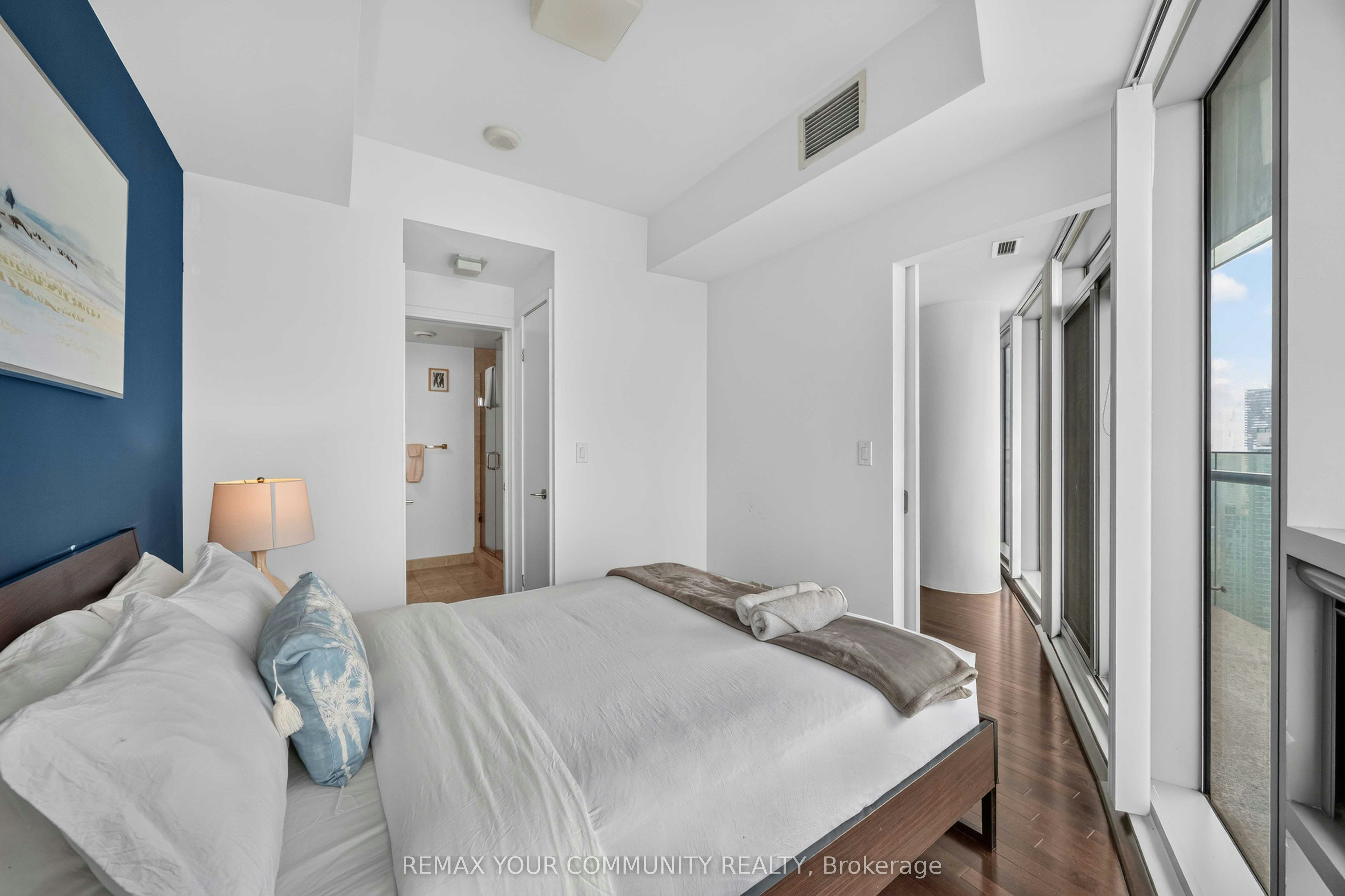 5102-12 York Street S, Toronto, ON, M5J 2Z2 - 27