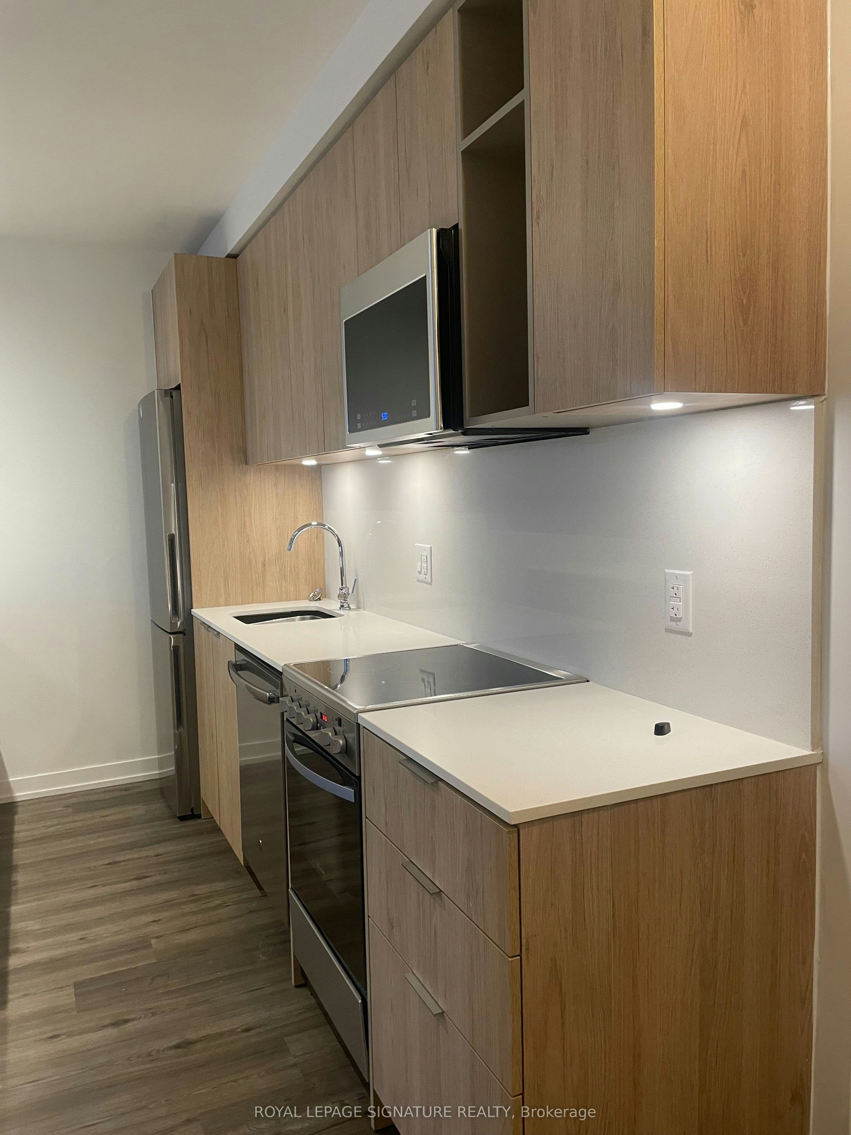 412-25 Nicholas Avenue, Toronto, ON, M5A 0M9 - 3