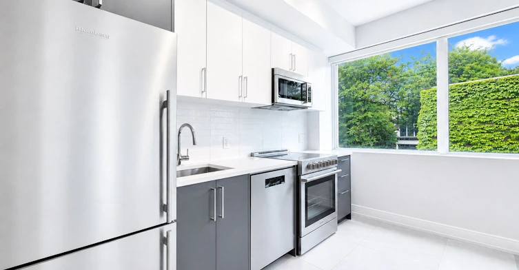 204-664 Spadina Avenue, Toronto, ON, M5S 0G4 - 8