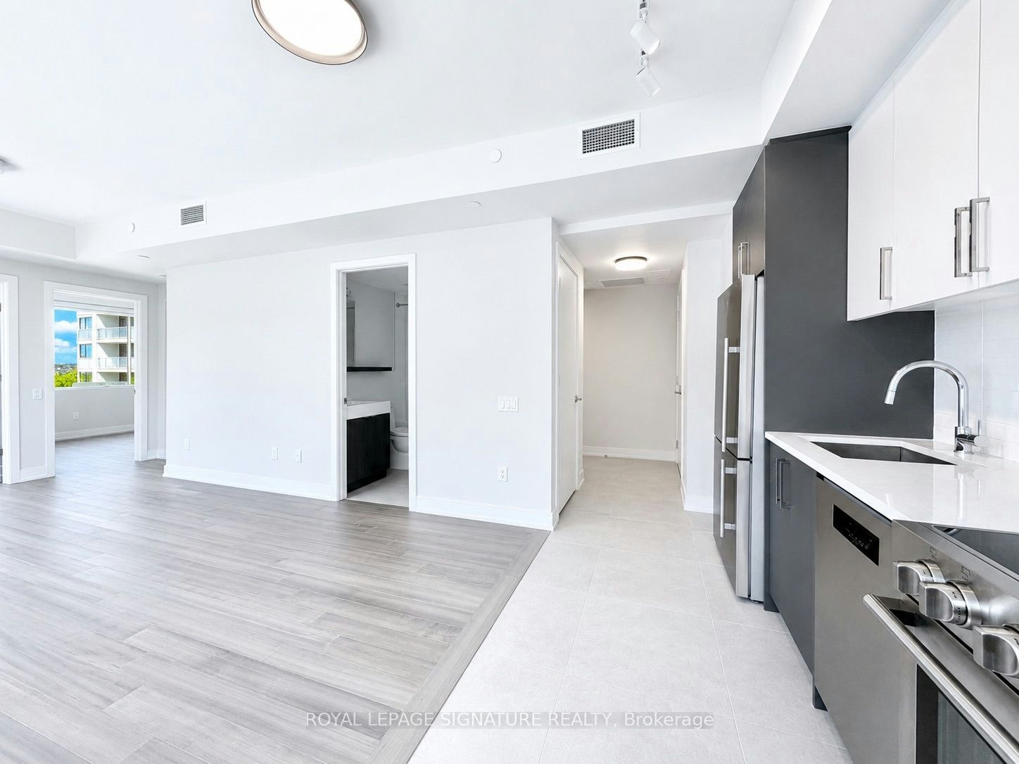 204-664 Spadina Avenue, Toronto, ON, M5S 0G4 - 6