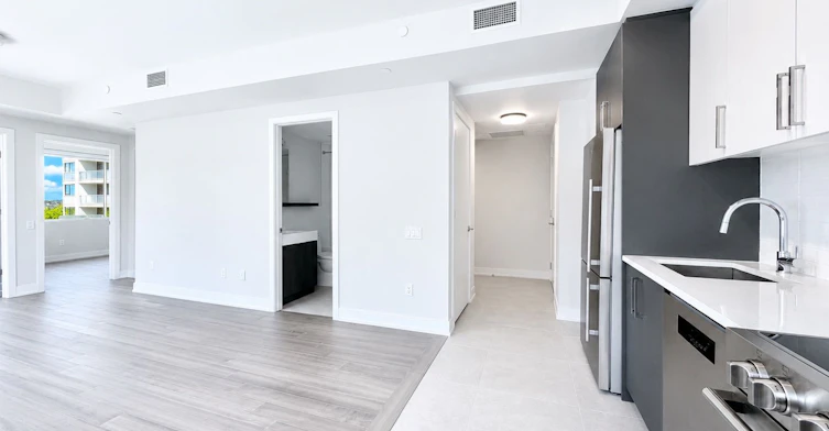 204-664 Spadina Avenue, Toronto, ON, M5S 0G4 - 6