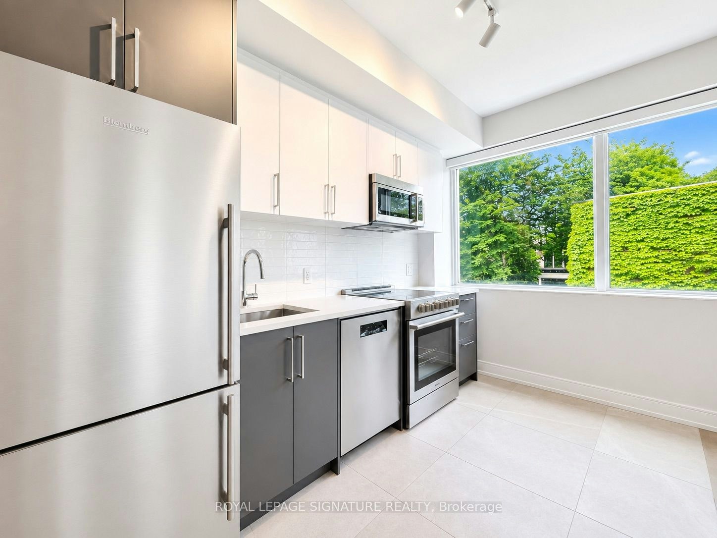 204-664 Spadina Avenue, Toronto, ON, M5S 0G4 - 13