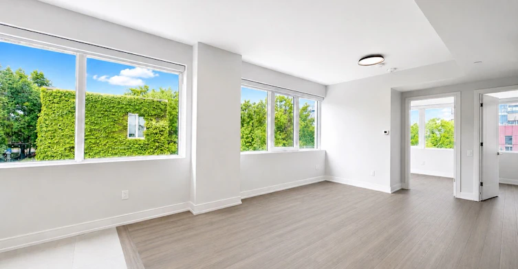204-664 Spadina Avenue, Toronto, ON, M5S 0G4 - 2