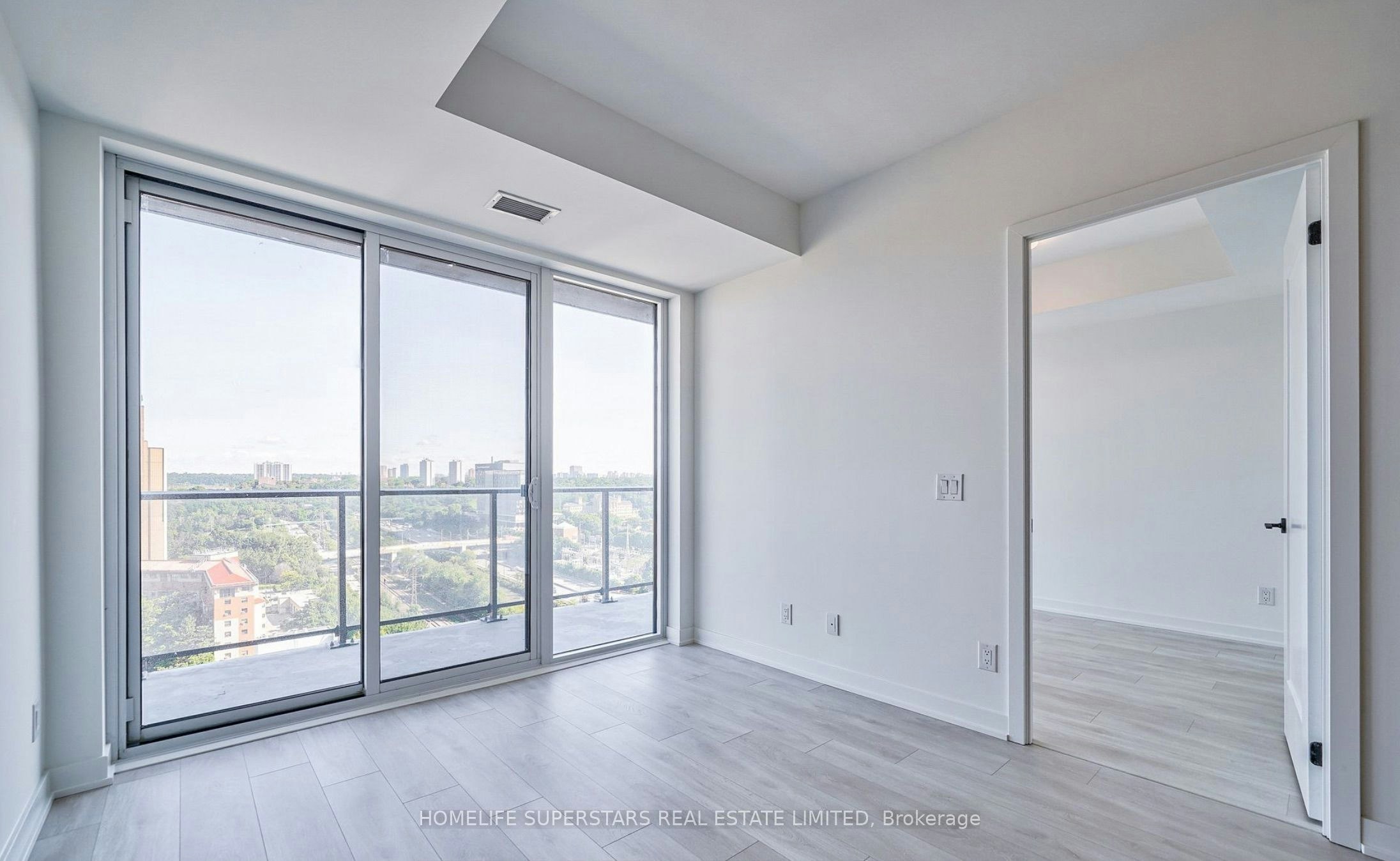 1611-5 Defries Street, Toronto, ON, M5A 0W7 - 7