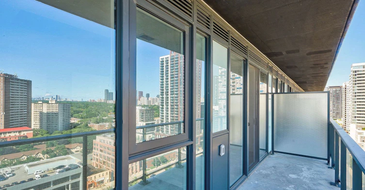 1611-5 Defries Street, Toronto, ON, M5A 0W7 - 16