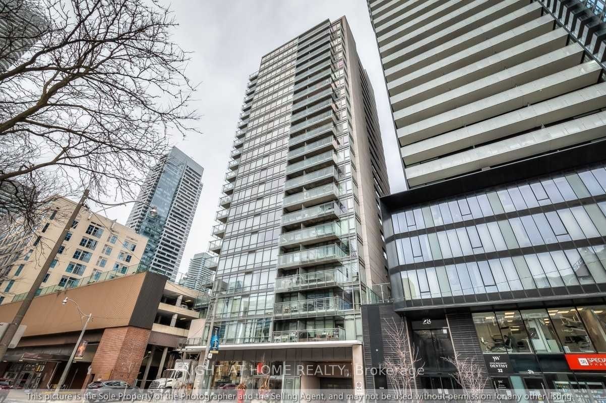 502-22 Wellesley Street E, Toronto, ON, M4Y 1G3