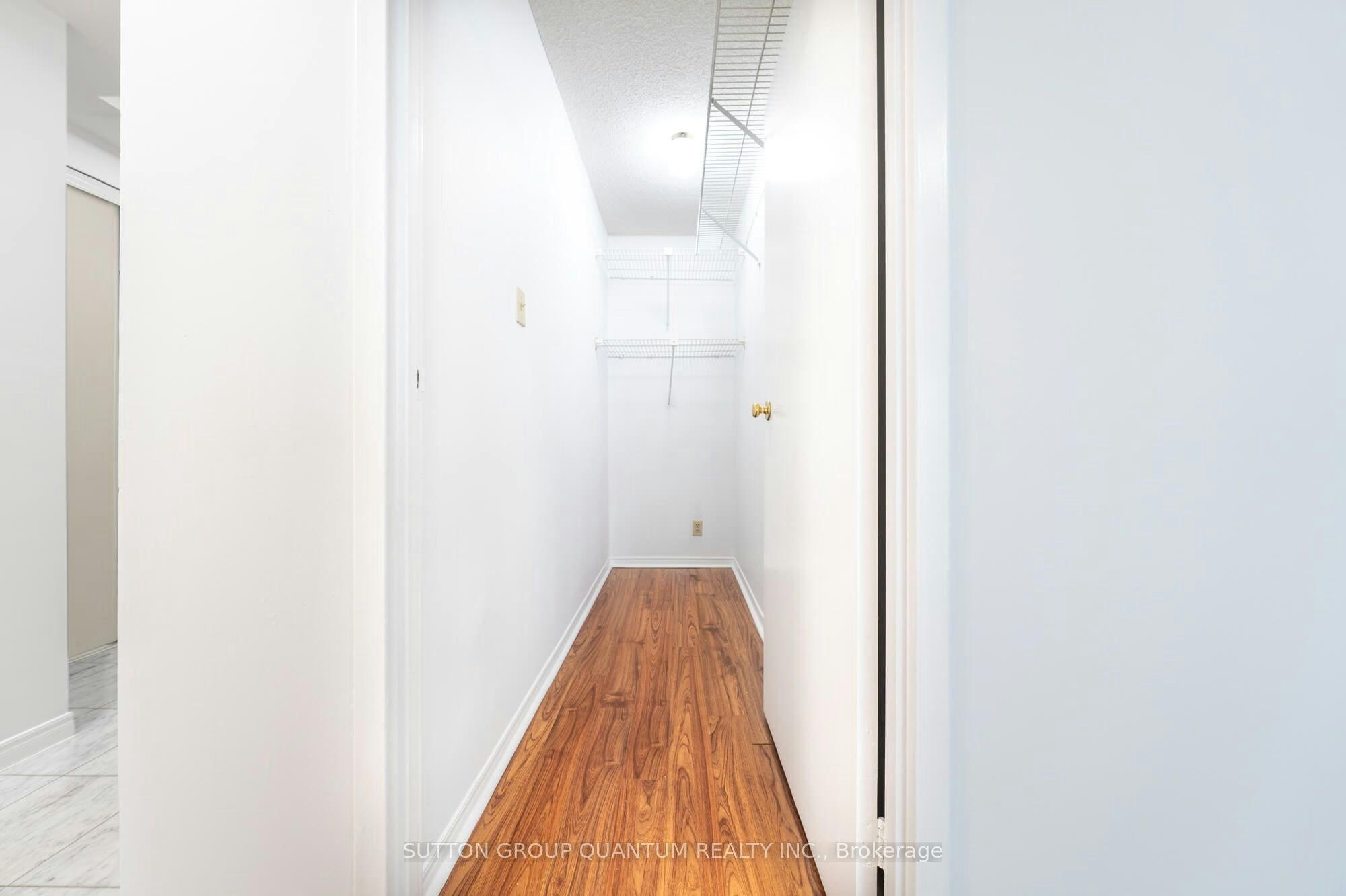 2113-10 Yonge Street, Toronto, ON, M5E 1R4 - 21