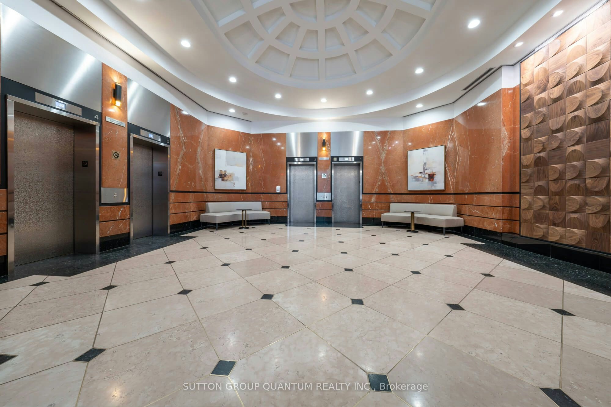 2113-10 Yonge Street, Toronto, ON, M5E 1R4 - 27