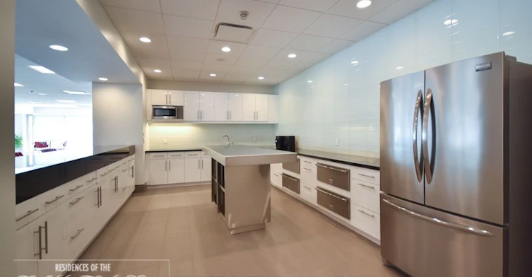 2113-10 Yonge Street, Toronto, ON, M5E 1R4 - 43