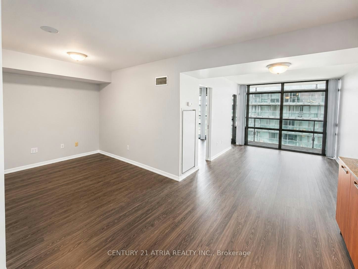 1910-38 Grenville Street, Toronto, ON, M4Y 1A5