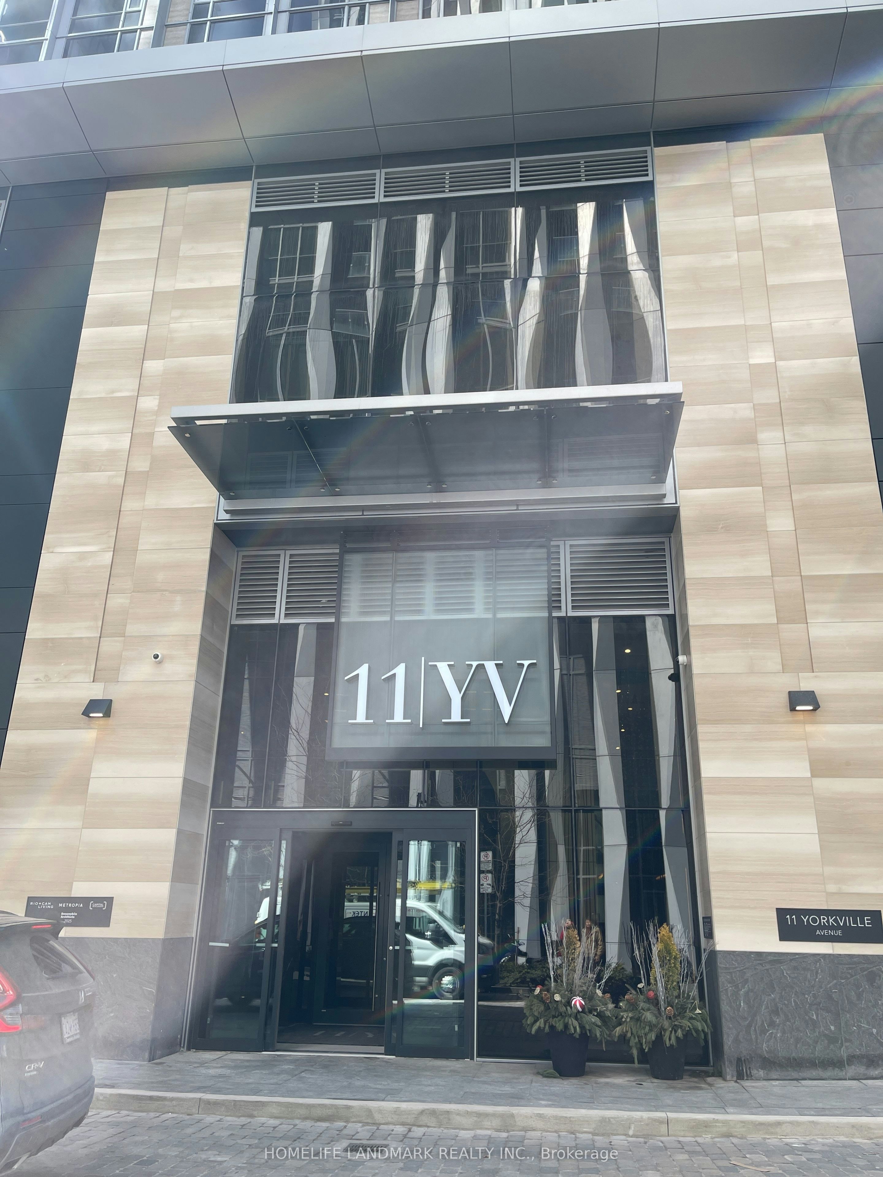 2408-11 Yorkville Avenue, Toronto, ON, M4W 0B7 - 2