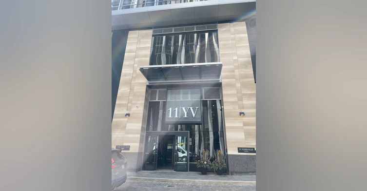 2408-11 Yorkville Avenue, Toronto, ON, M4W 0B7 - 2