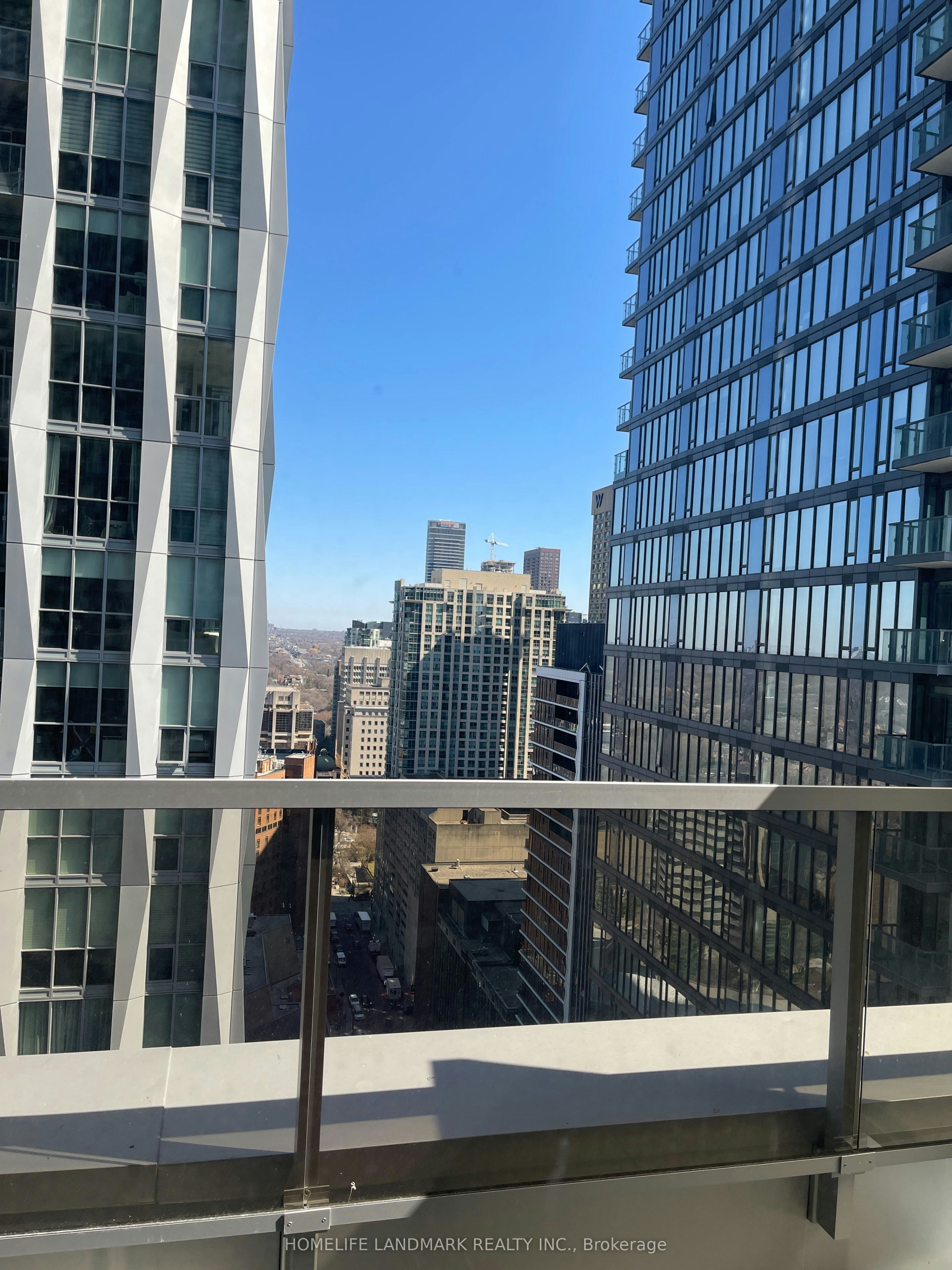 2408-11 Yorkville Avenue, Toronto, ON, M4W 0B7 - 16