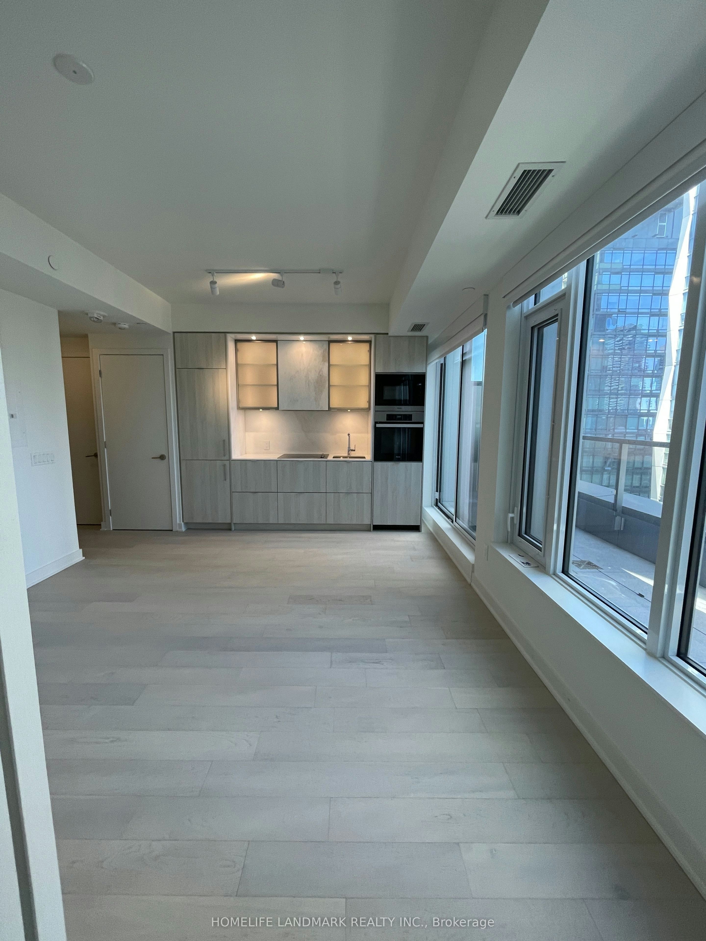 2408-11 Yorkville Avenue, Toronto, ON, M4W 0B7 - 8