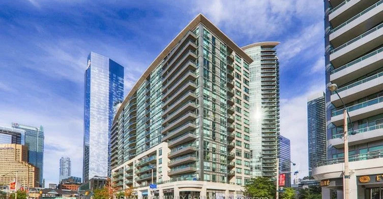 815-51 Lower Simcoe Street, Toronto, ON, M5J 3A2 - 3