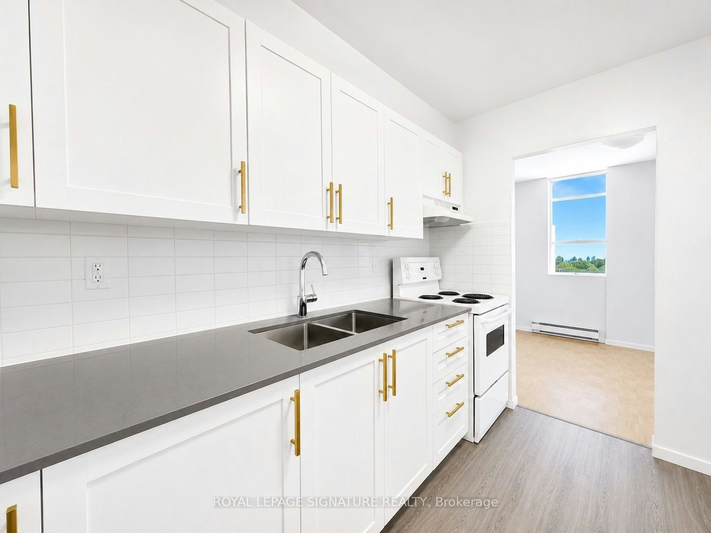 804-525 Eglinton Avenue E, Toronto, ON, M4P 1N5 - 7
