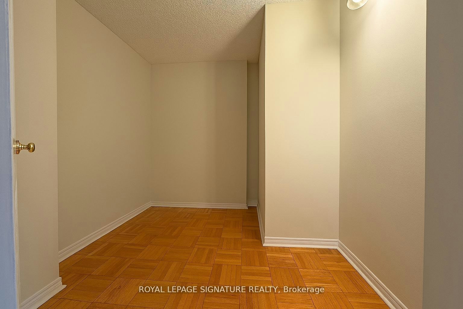107-990 Avenue Road, Toronto, ON, M5P 2K8 - 4