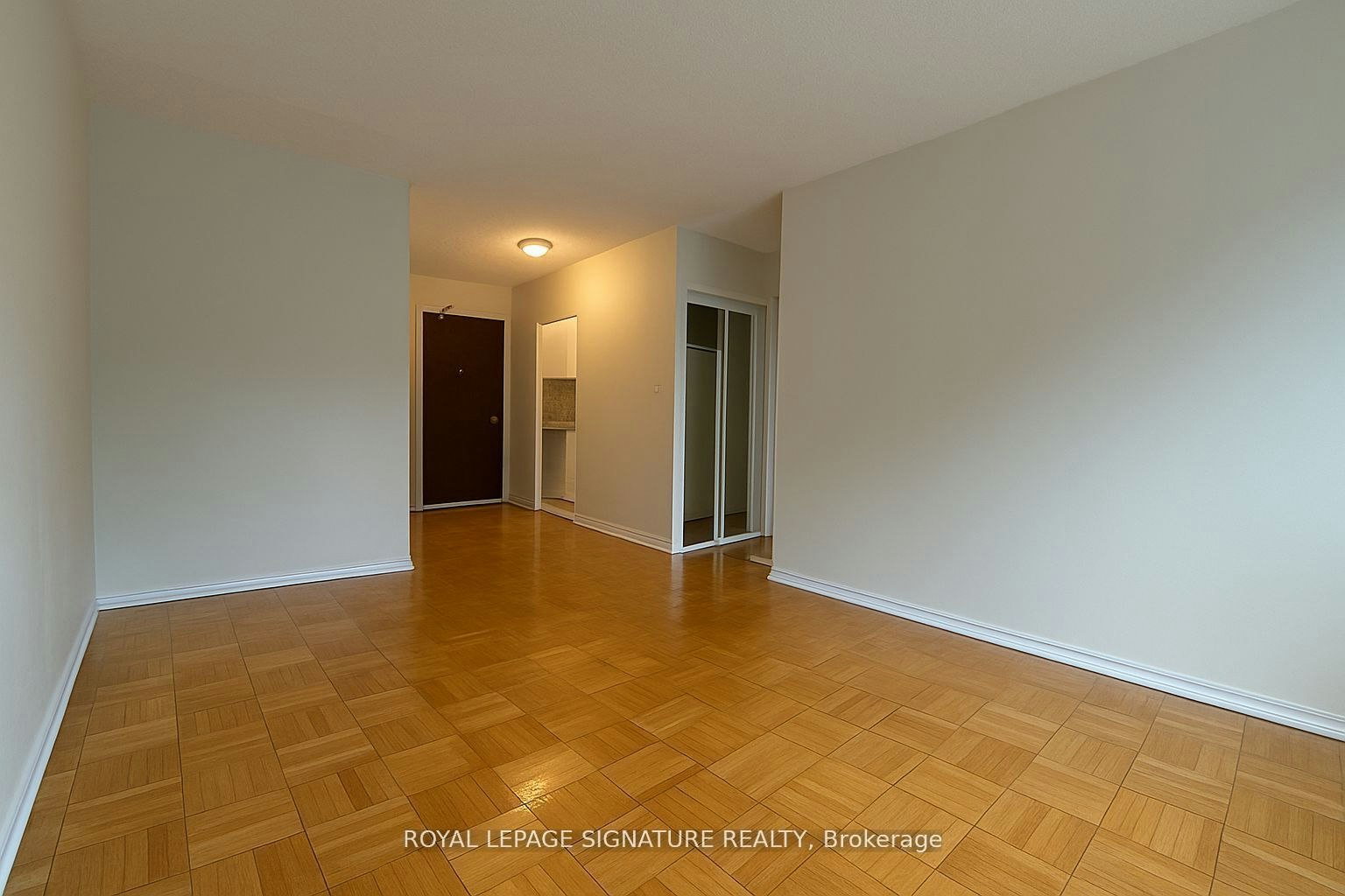 107-990 Avenue Road, Toronto, ON, M5P 2K8