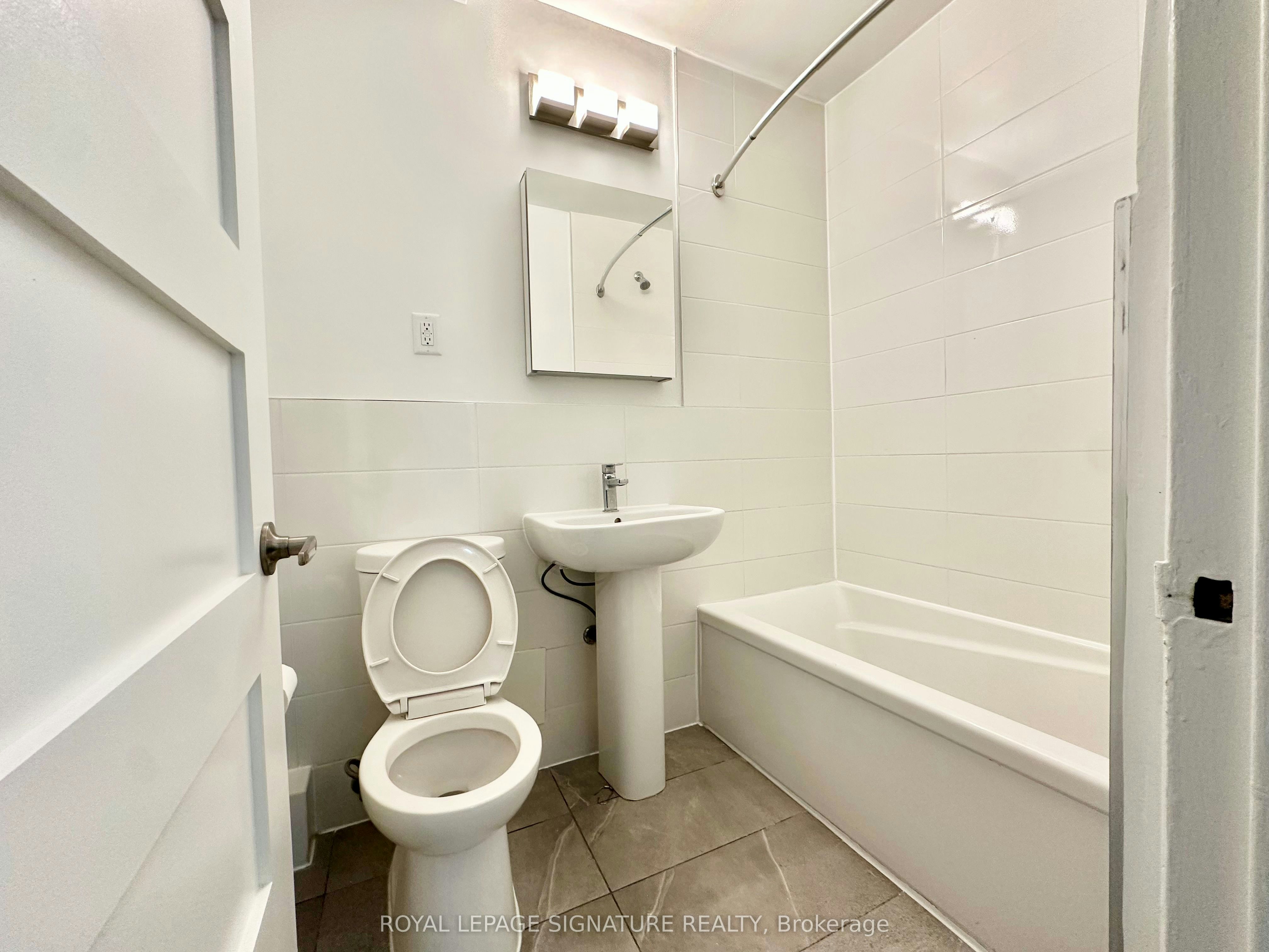 108-990 Avenue Road, Toronto, ON, M5P 2K8 - 11