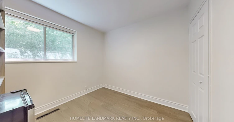30 Paperbirch Drive, Toronto, ON, M3C 2E7 - 13