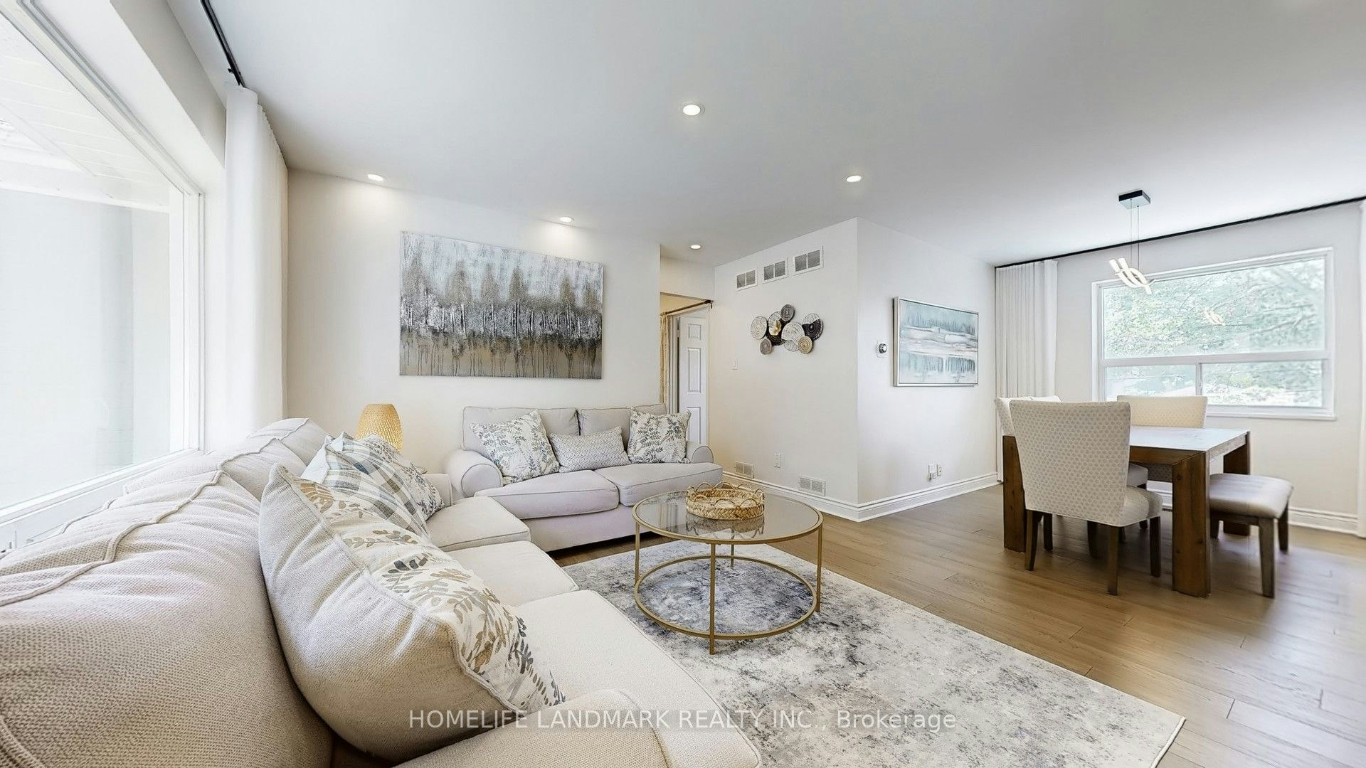 30 Paperbirch Drive, Toronto, ON, M3C 2E7 - 3