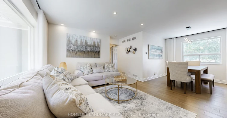30 Paperbirch Drive, Toronto, ON, M3C 2E7 - 3