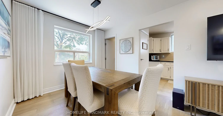 30 Paperbirch Drive, Toronto, ON, M3C 2E7 - 6
