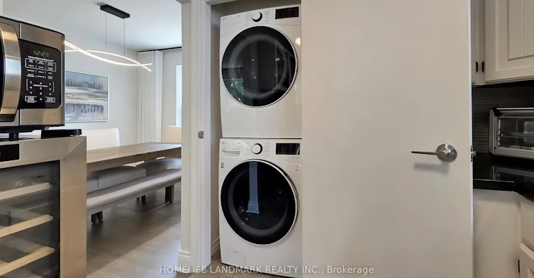 30 Paperbirch Drive, Toronto, ON, M3C 2E7 - 15