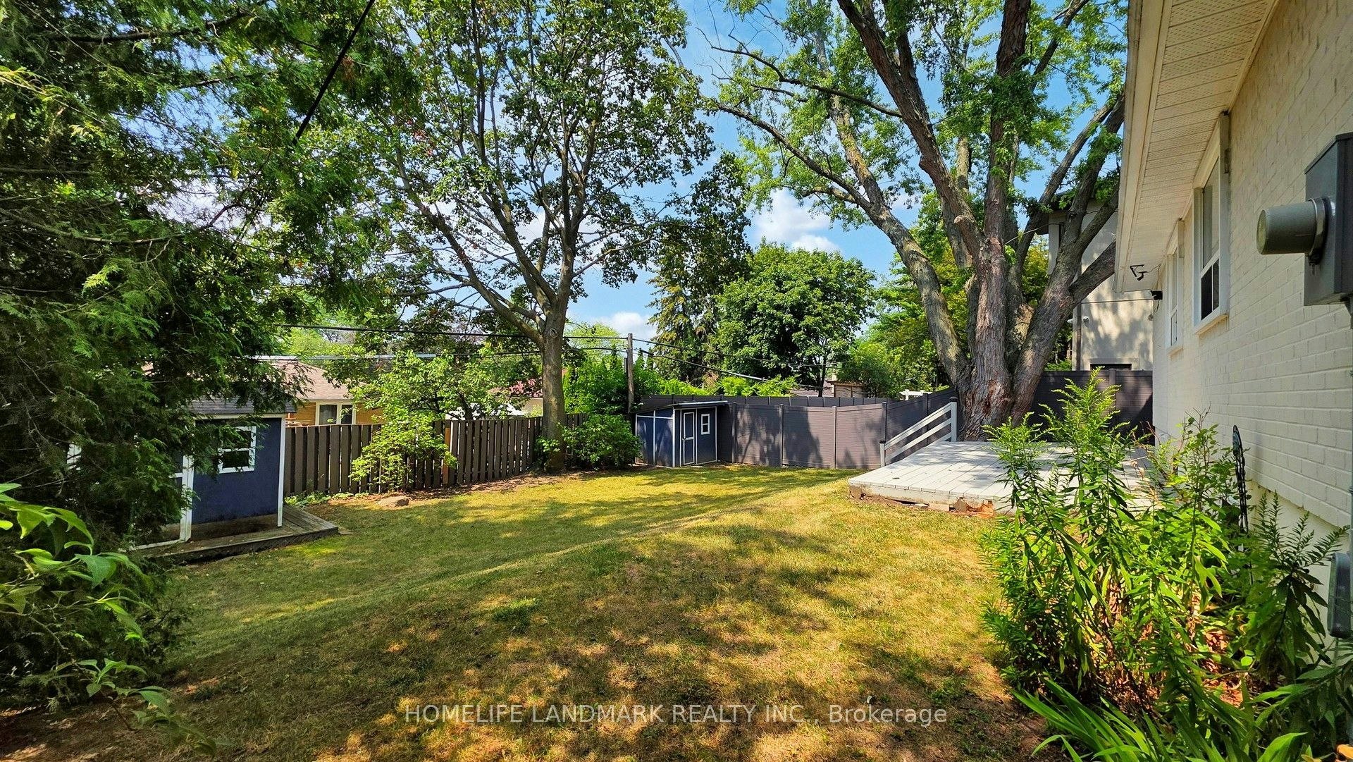 30 Paperbirch Drive, Toronto, ON, M3C 2E7 - 25