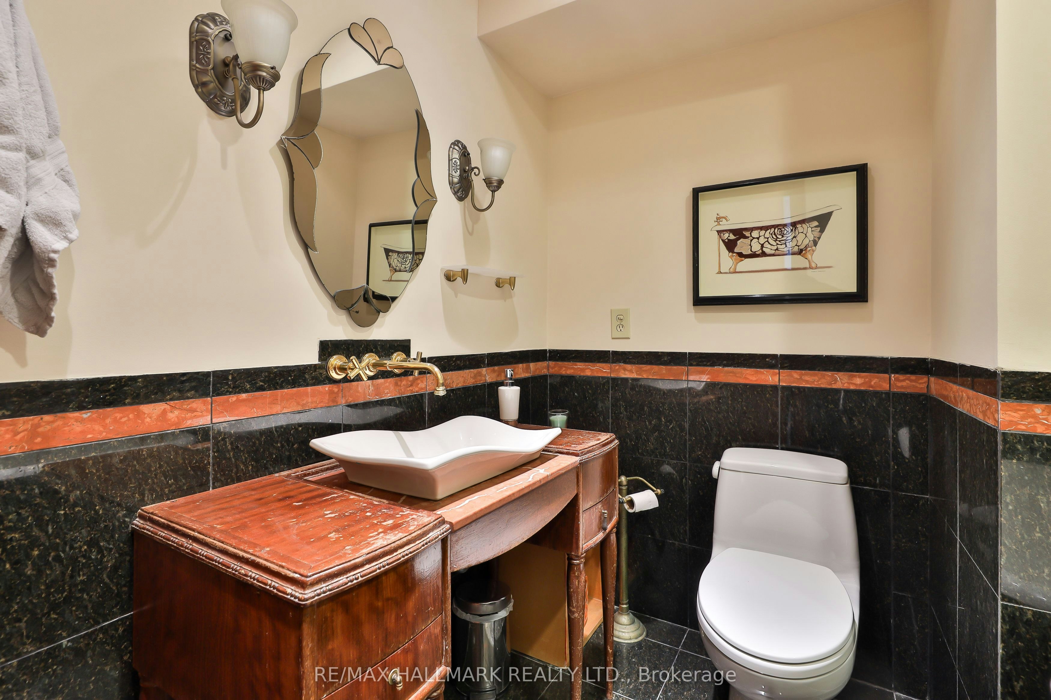 30A Bishop Street, Toronto, ON, M5R 1N2 - 9