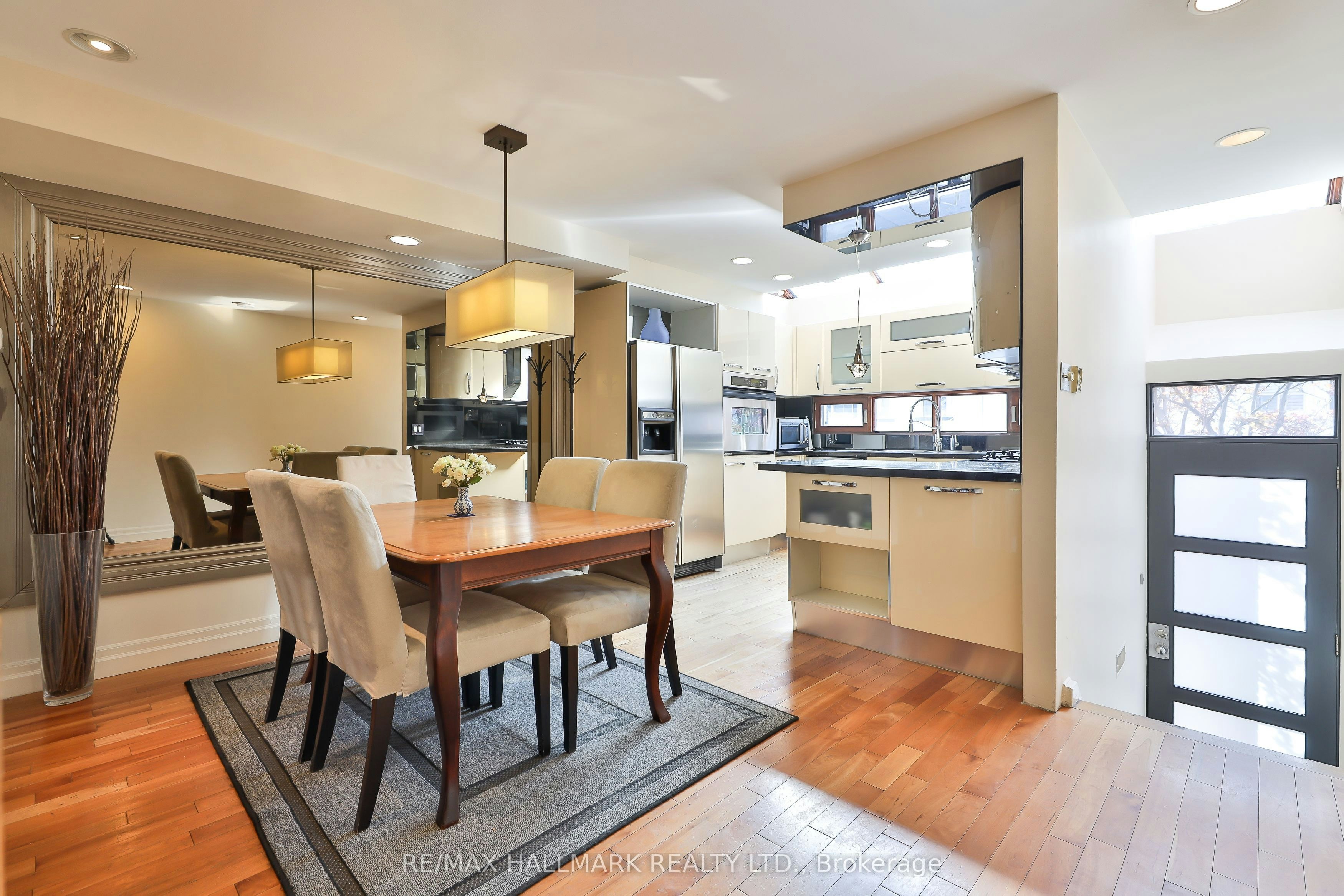30A Bishop Street, Toronto, ON, M5R 1N2 - 3