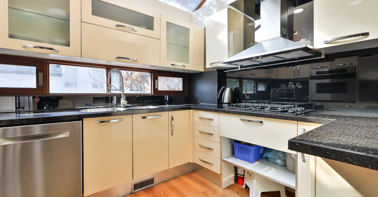 30A Bishop Street, Toronto, ON, M5R 1N2 - 6