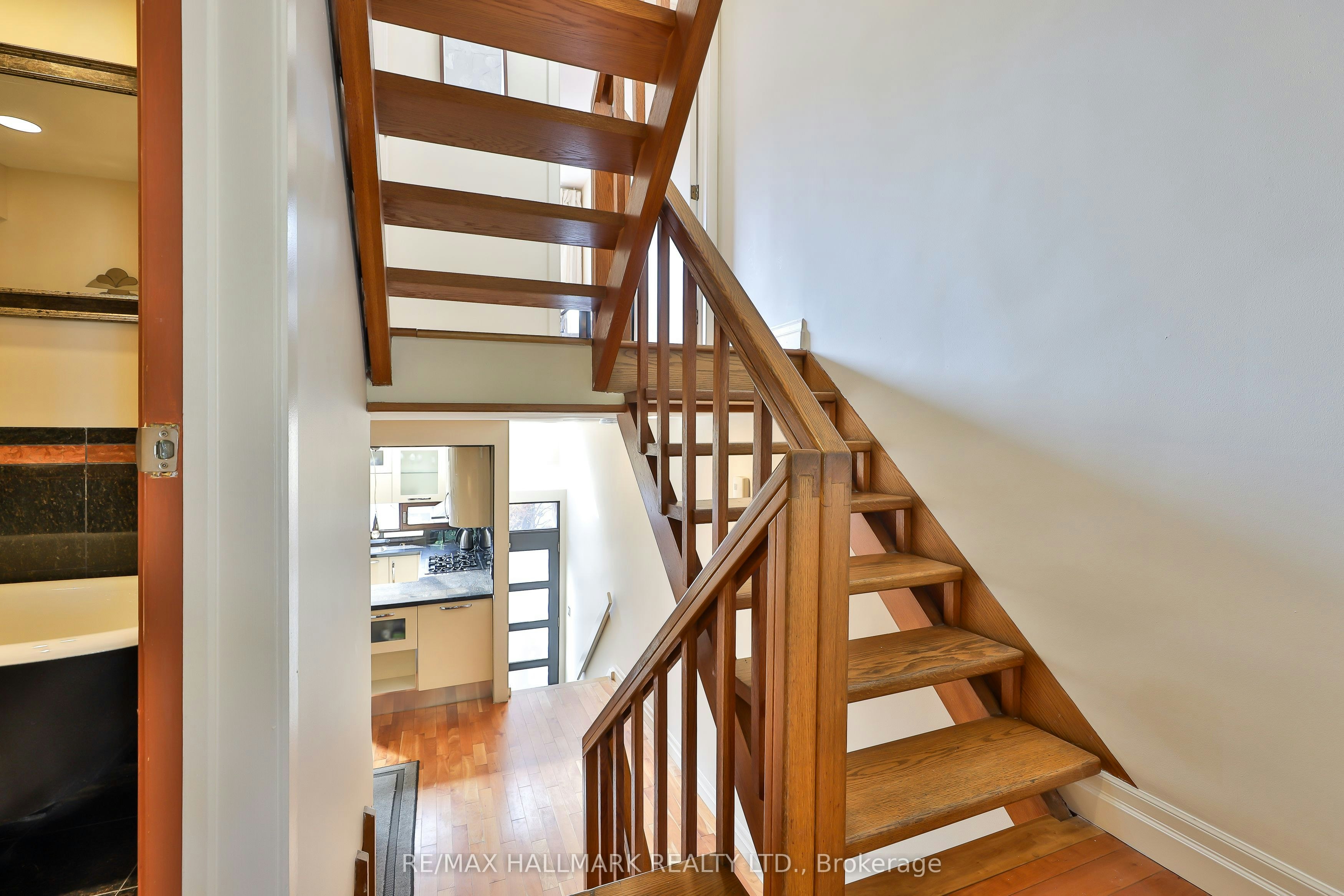 30A Bishop Street, Toronto, ON, M5R 1N2 - 12