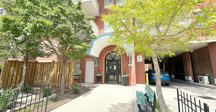 205-268 Merton Street, Toronto, ON, M4S 1A9