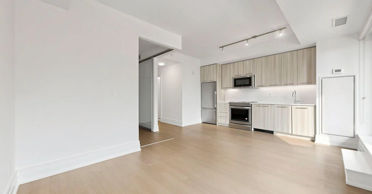 311-90 Niagara Street, Toronto, ON, M5V 0P9 - 5