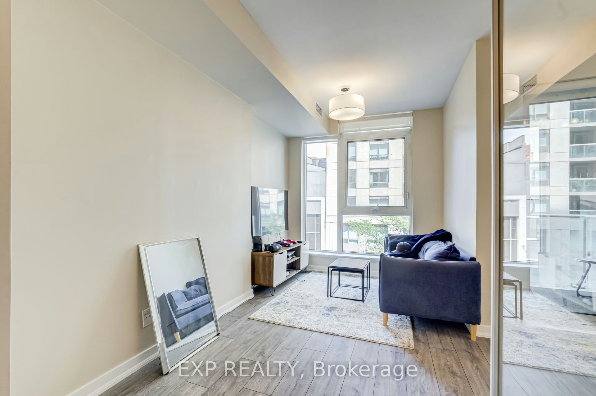 303-199 Richmond Street W, Toronto, ON, M5V 0H4 - 17