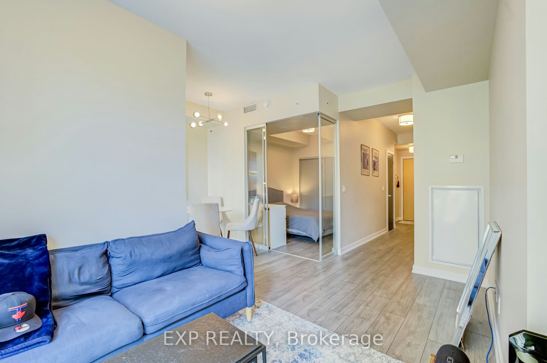 303-199 Richmond Street W, Toronto, ON, M5V 0H4 - 20