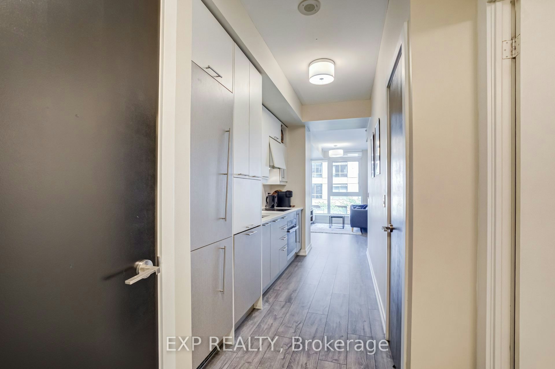 303-199 Richmond Street W, Toronto, ON, M5V 0H4 - 11