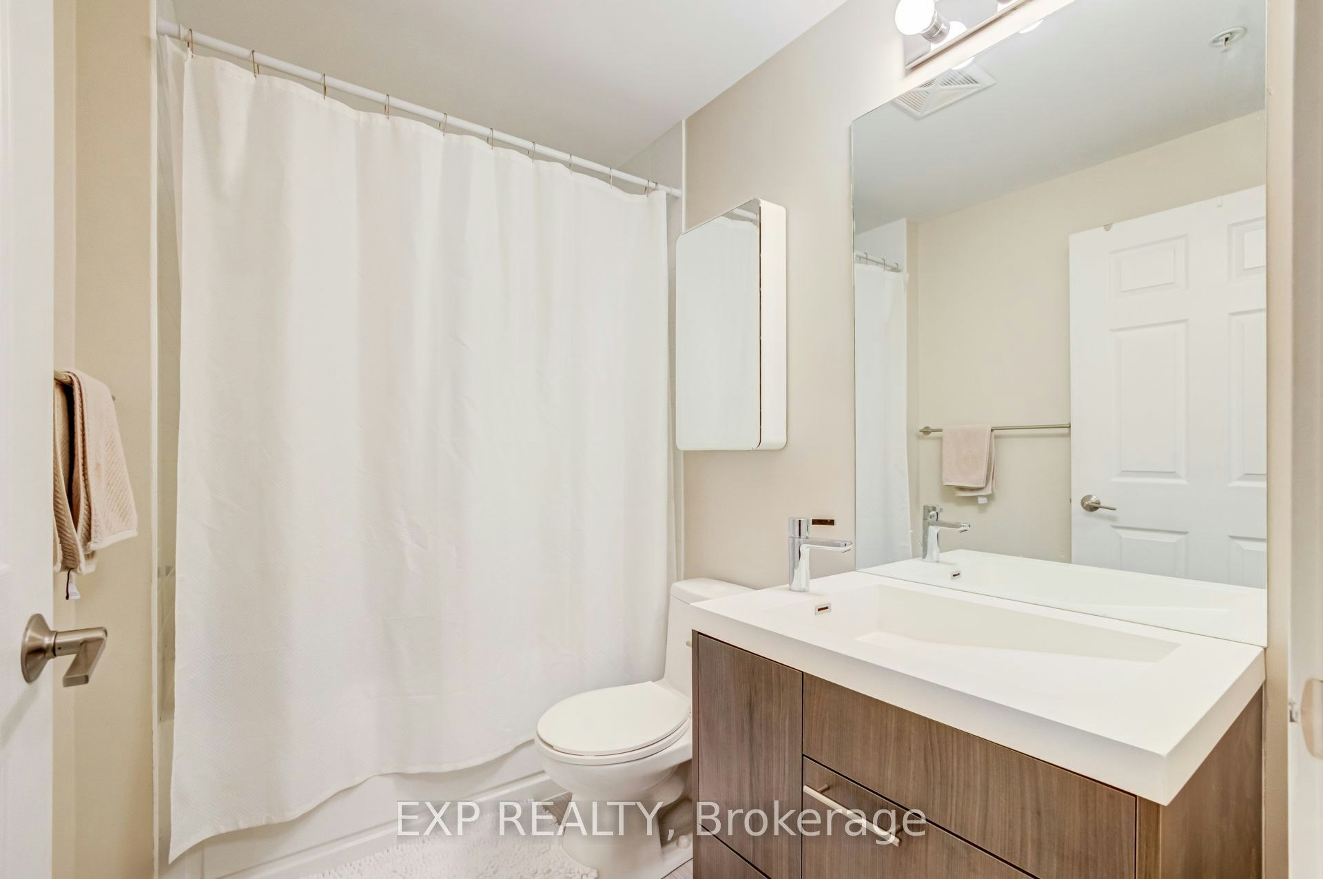 303-199 Richmond Street W, Toronto, ON, M5V 0H4 - 29