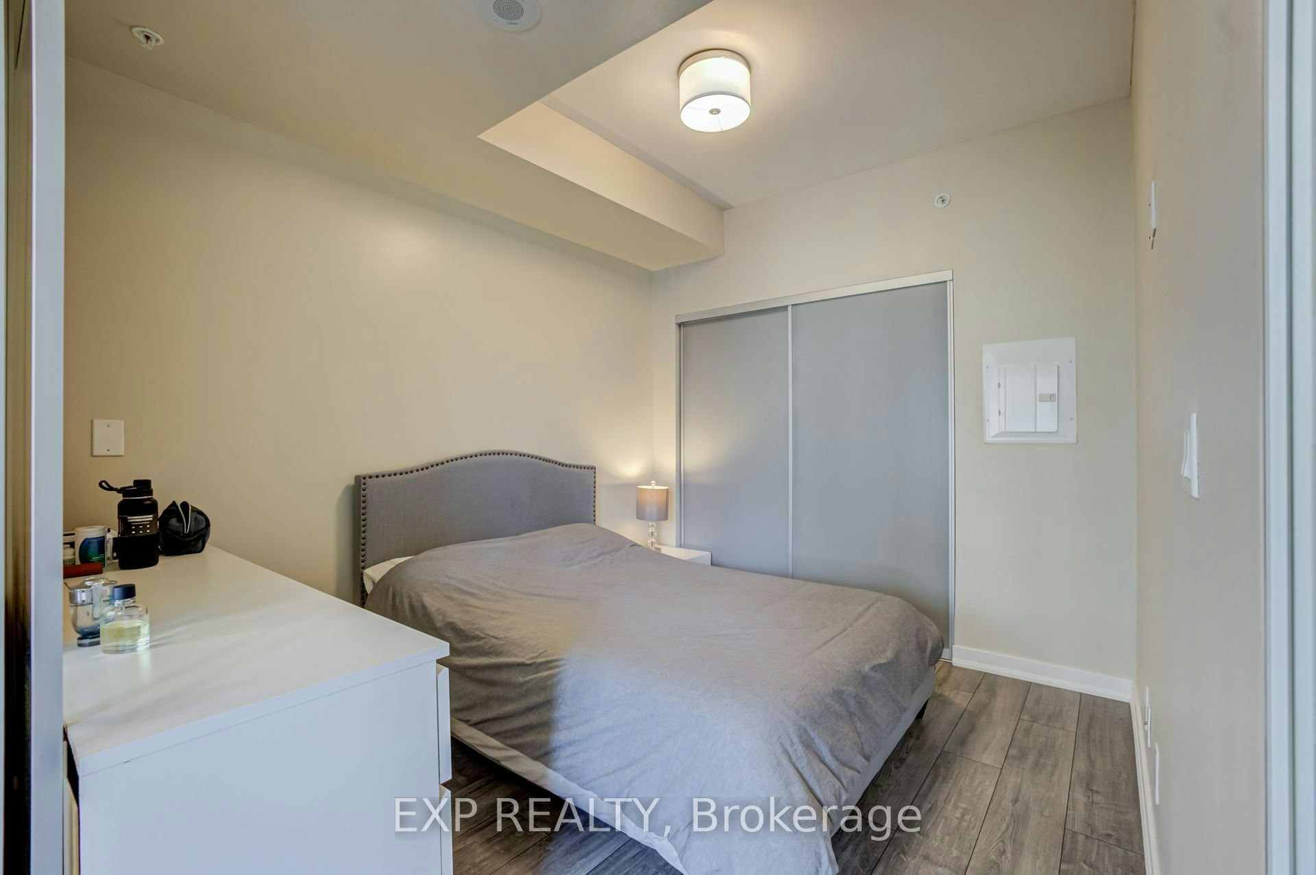 303-199 Richmond Street W, Toronto, ON, M5V 0H4 - 24