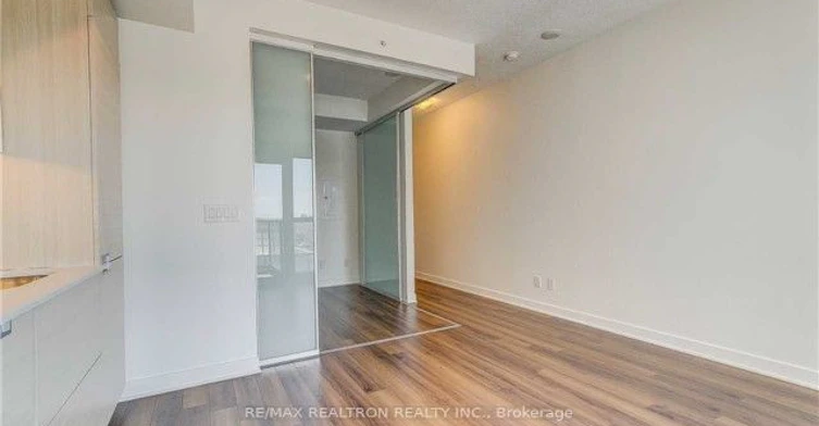 2110-210 Simcoe Street, Toronto, ON, M5T 0A9 - 9