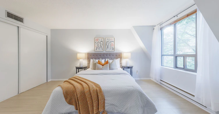 25 Dundonald Street, Toronto, ON, M4Y 1K3 - 15