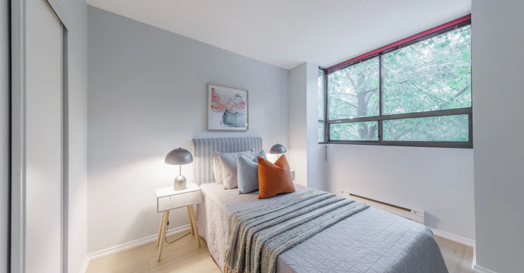 25 Dundonald Street, Toronto, ON, M4Y 1K3 - 13