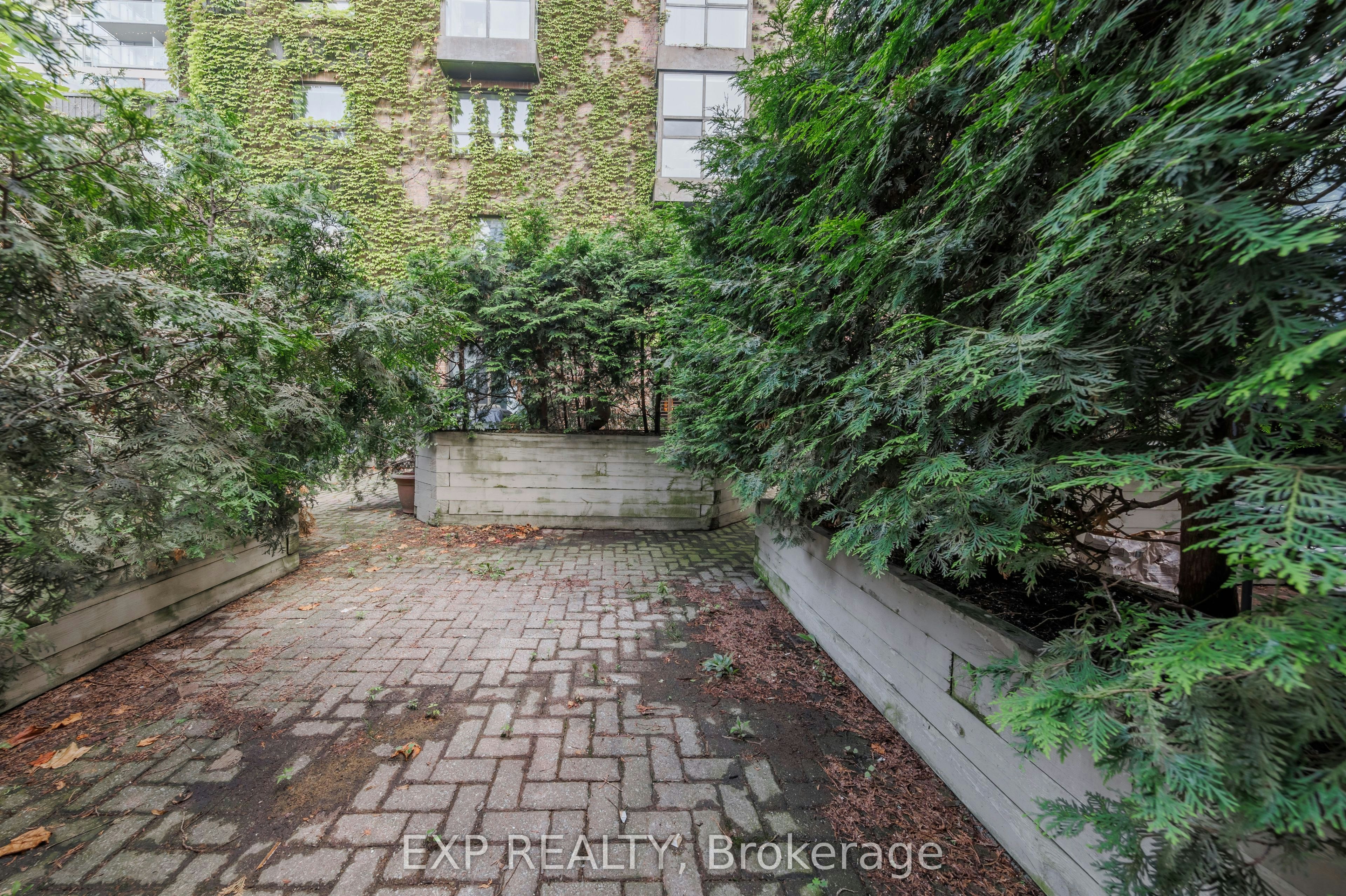 25 Dundonald Street, Toronto, ON, M4Y 1K3 - 10