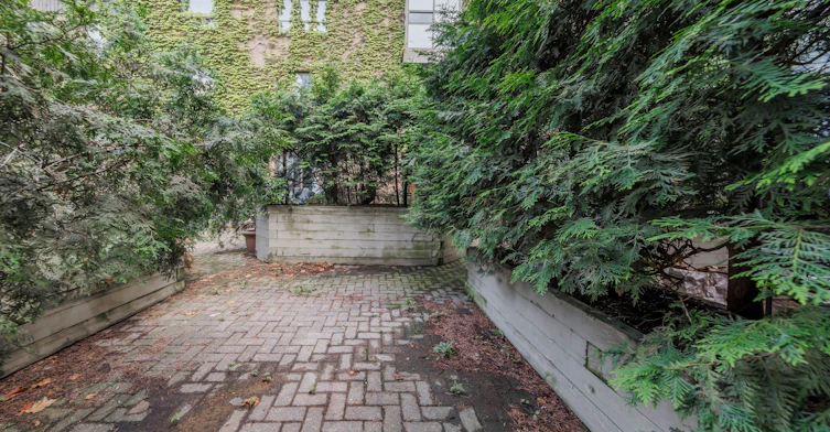 25 Dundonald Street, Toronto, ON, M4Y 1K3 - 10