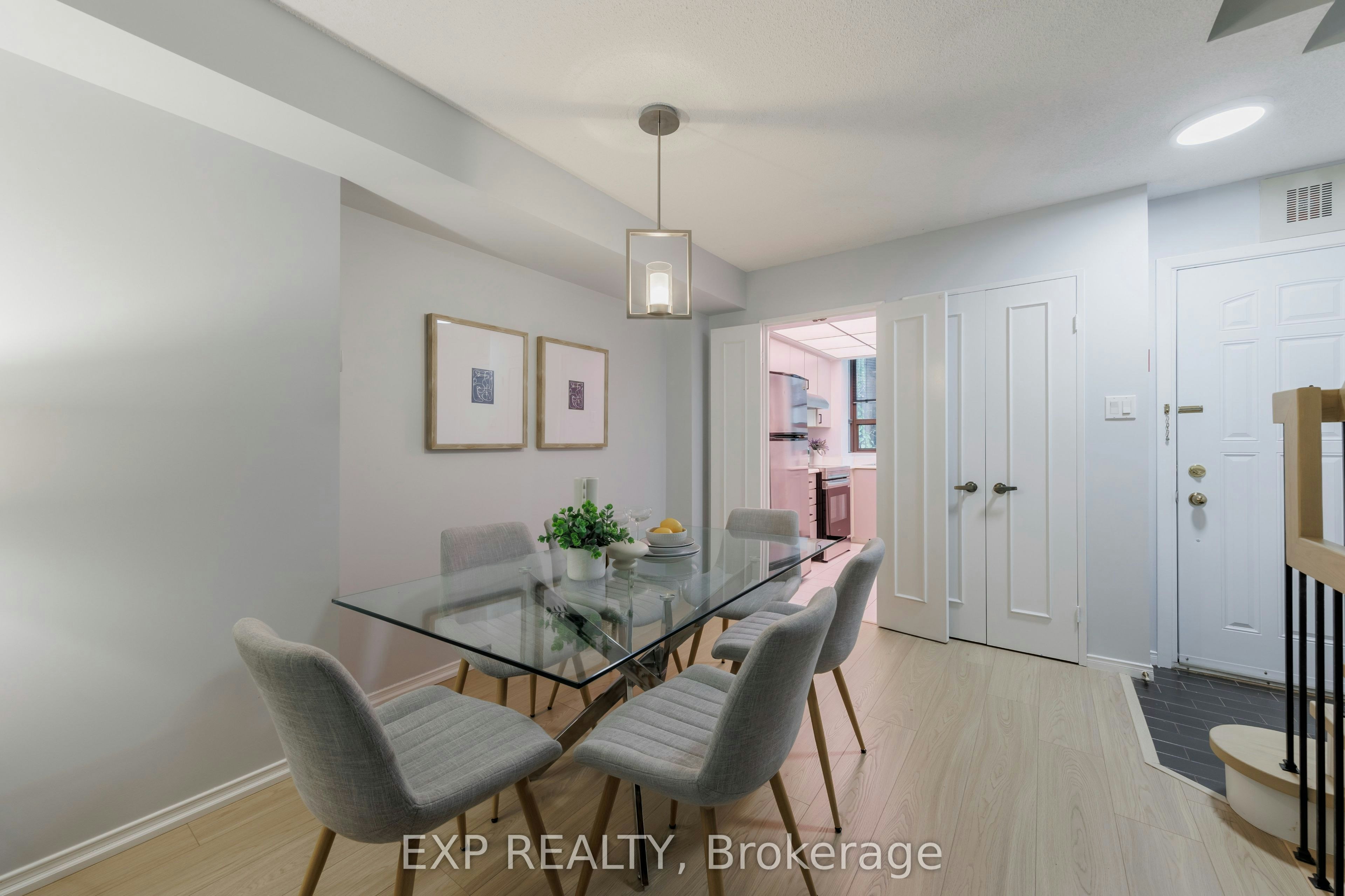 25 Dundonald Street, Toronto, ON, M4Y 1K3 - 7
