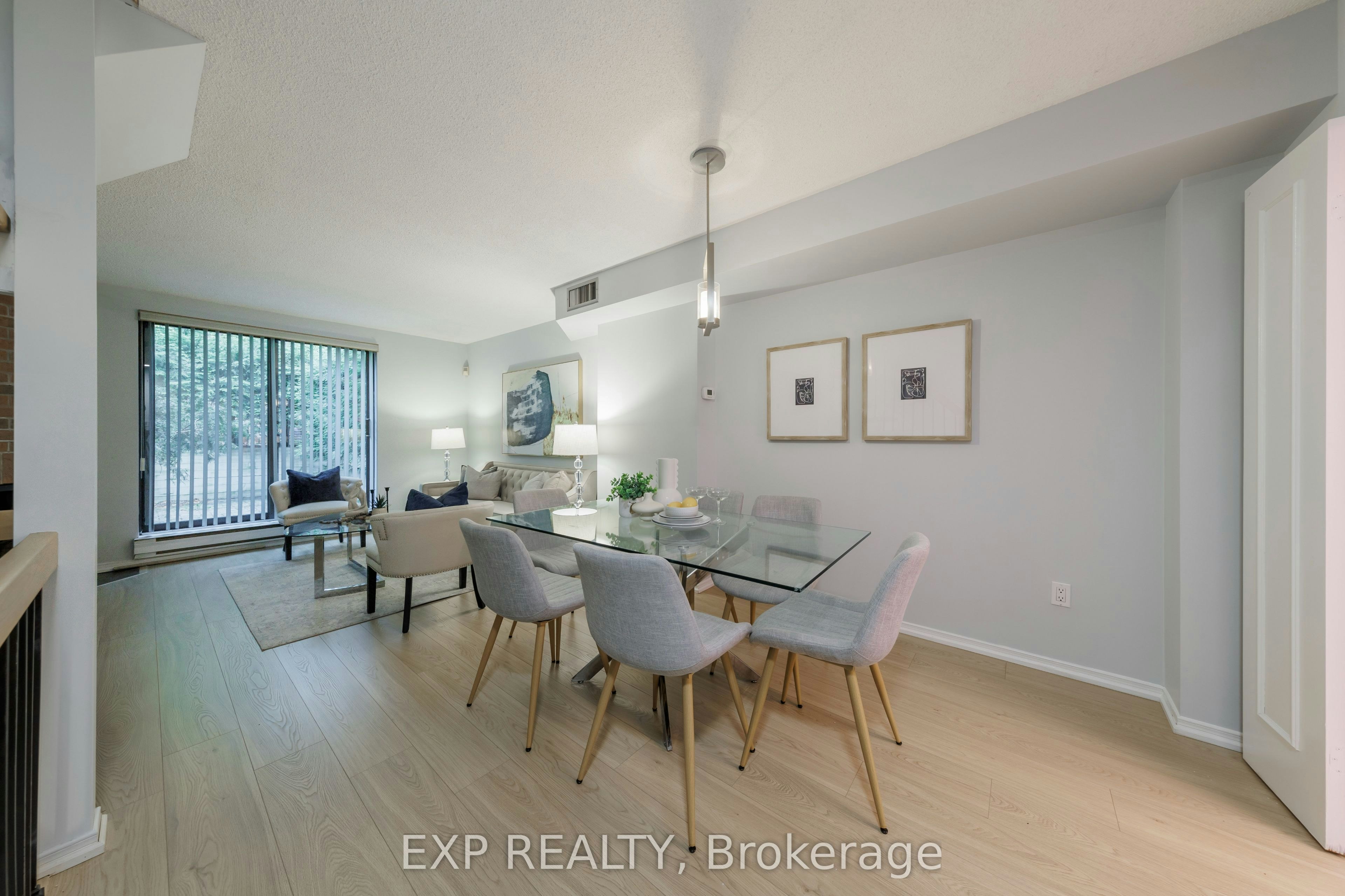 25 Dundonald Street, Toronto, ON, M4Y 1K3