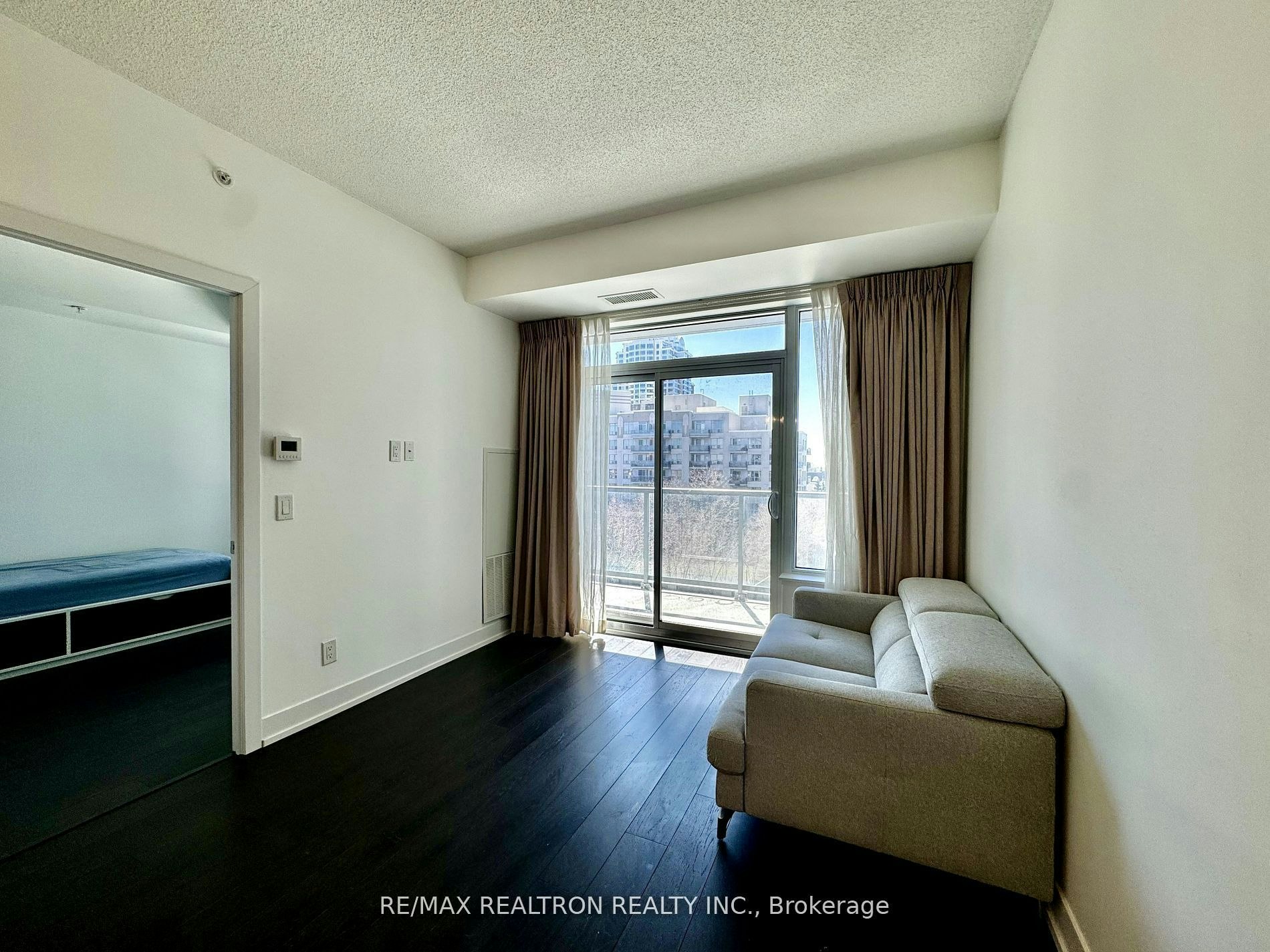 329-7 Kenaston Gardens, Toronto, ON, M2K 0E9 - 12