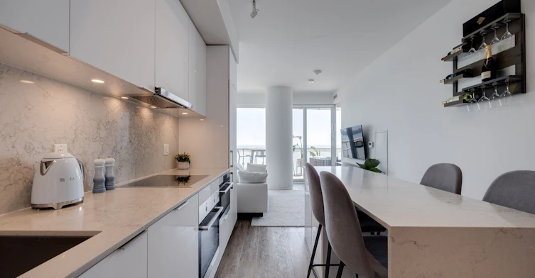 2203-15 Queens Quay E, Toronto, ON, M5E 0C5 - 11