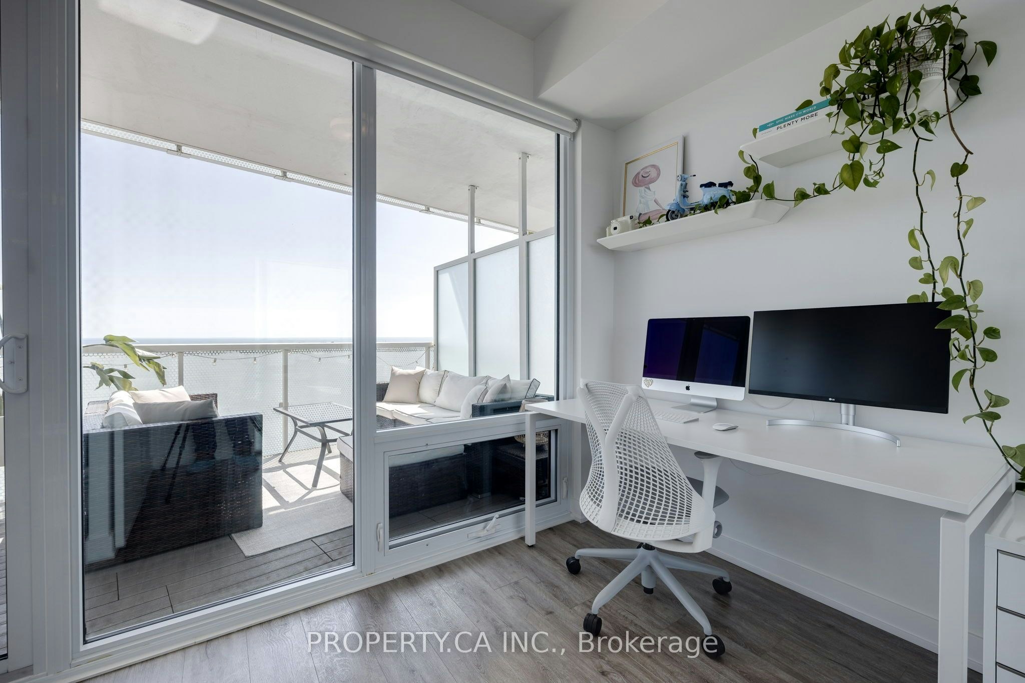 2203-15 Queens Quay E, Toronto, ON, M5E 0C5 - 18